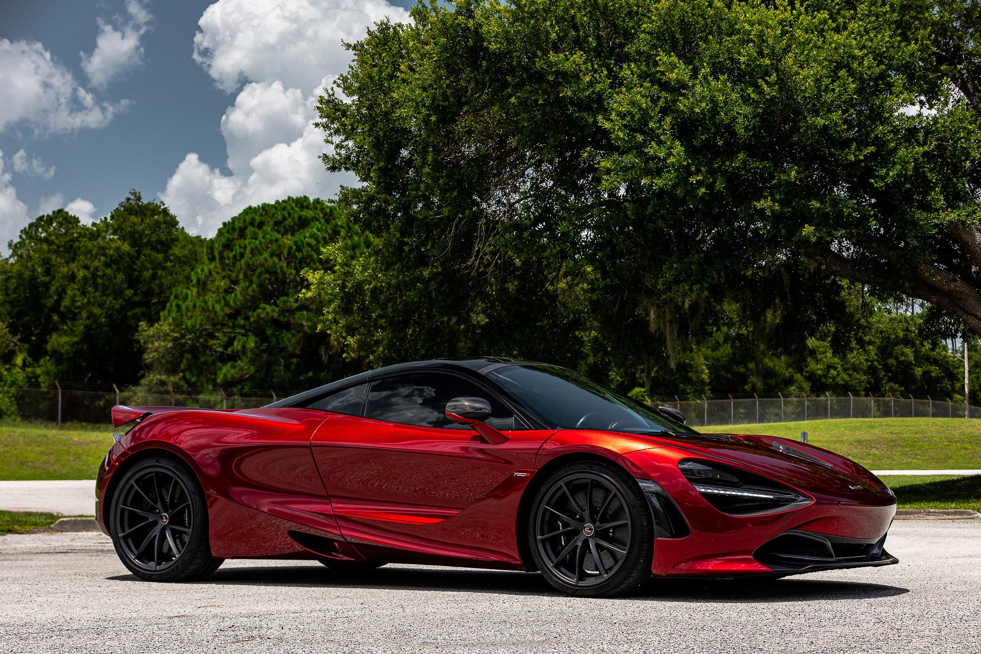 Used 2018 McLaren 720S Luxury RWD image 17