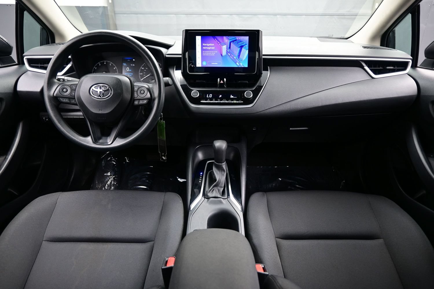 Used 2024 Toyota Corolla LE FWD image 16