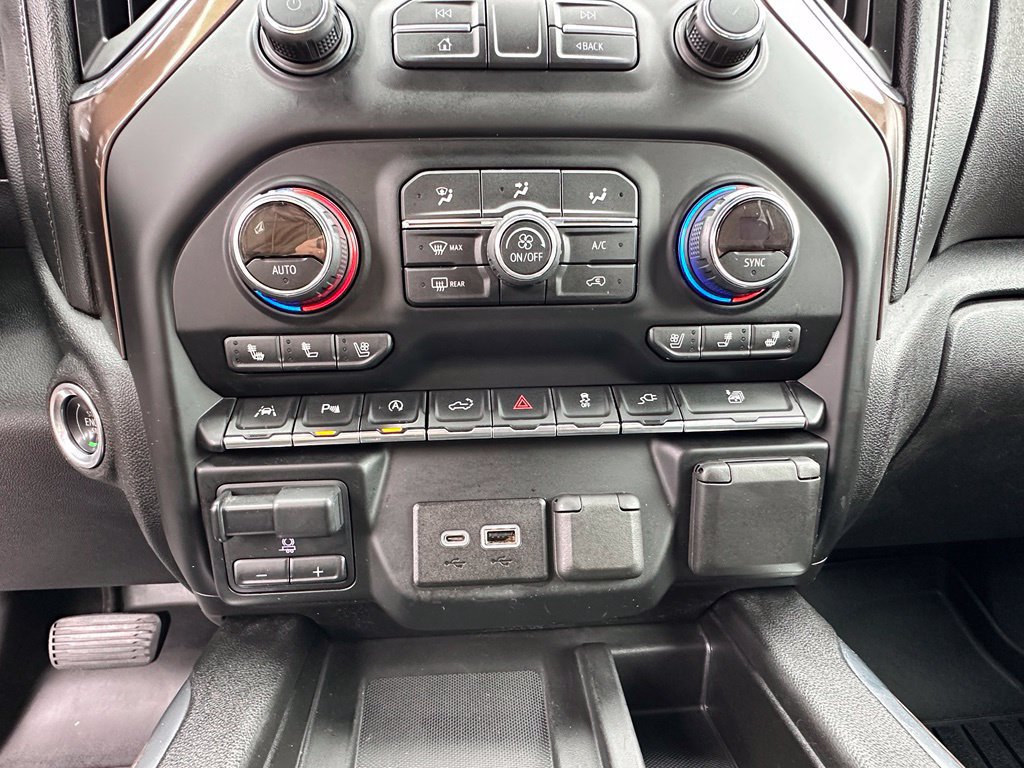Used 2019 Chevrolet Silverado 1500 High Country w/ Technology Package AWD/4WD image 35