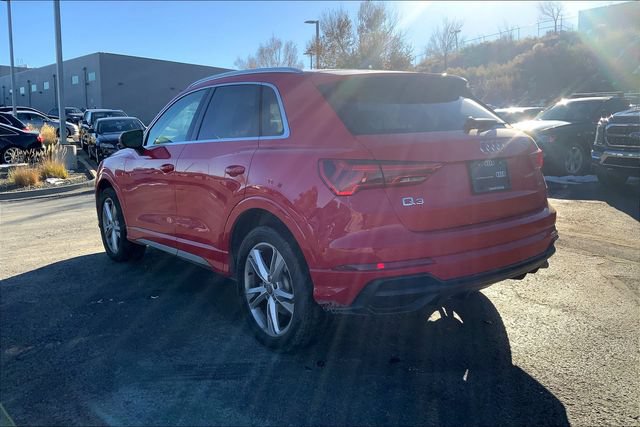Used 2020 Audi Q3 2.0T Prestige w/ Prestige Package AWD/4WD image 3