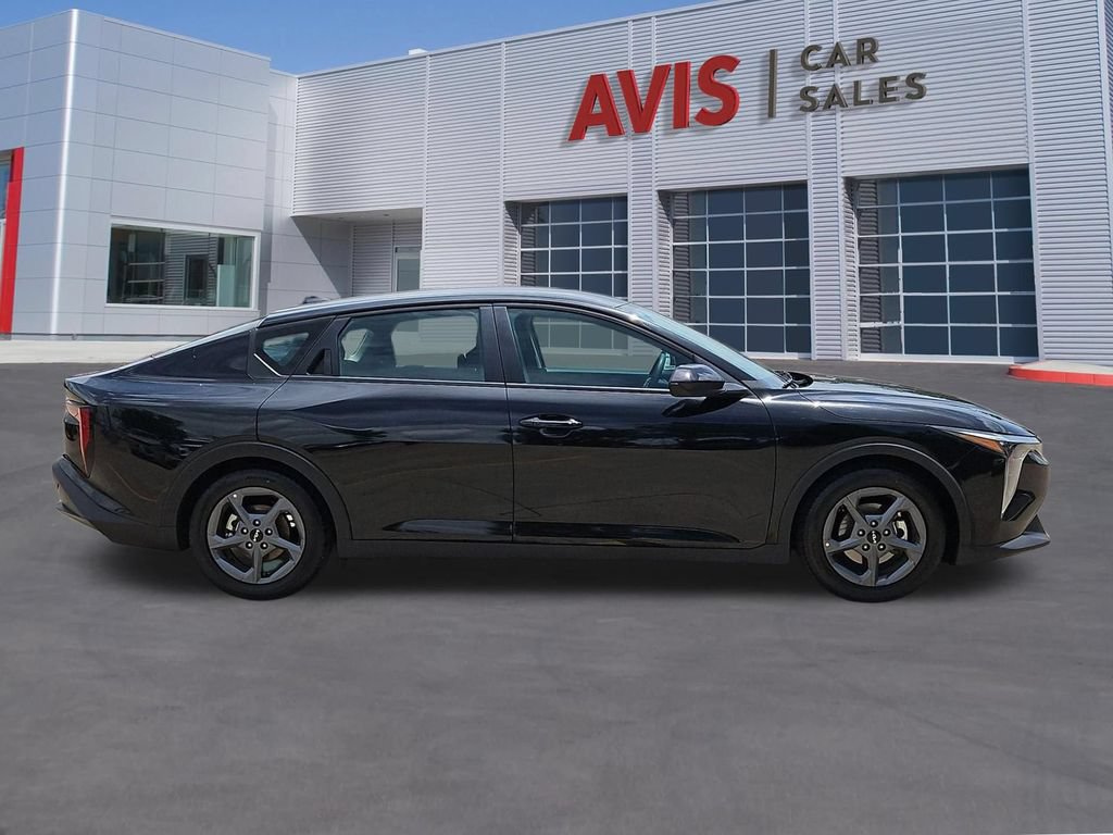 Used 2025 Kia K4 FWD image 5