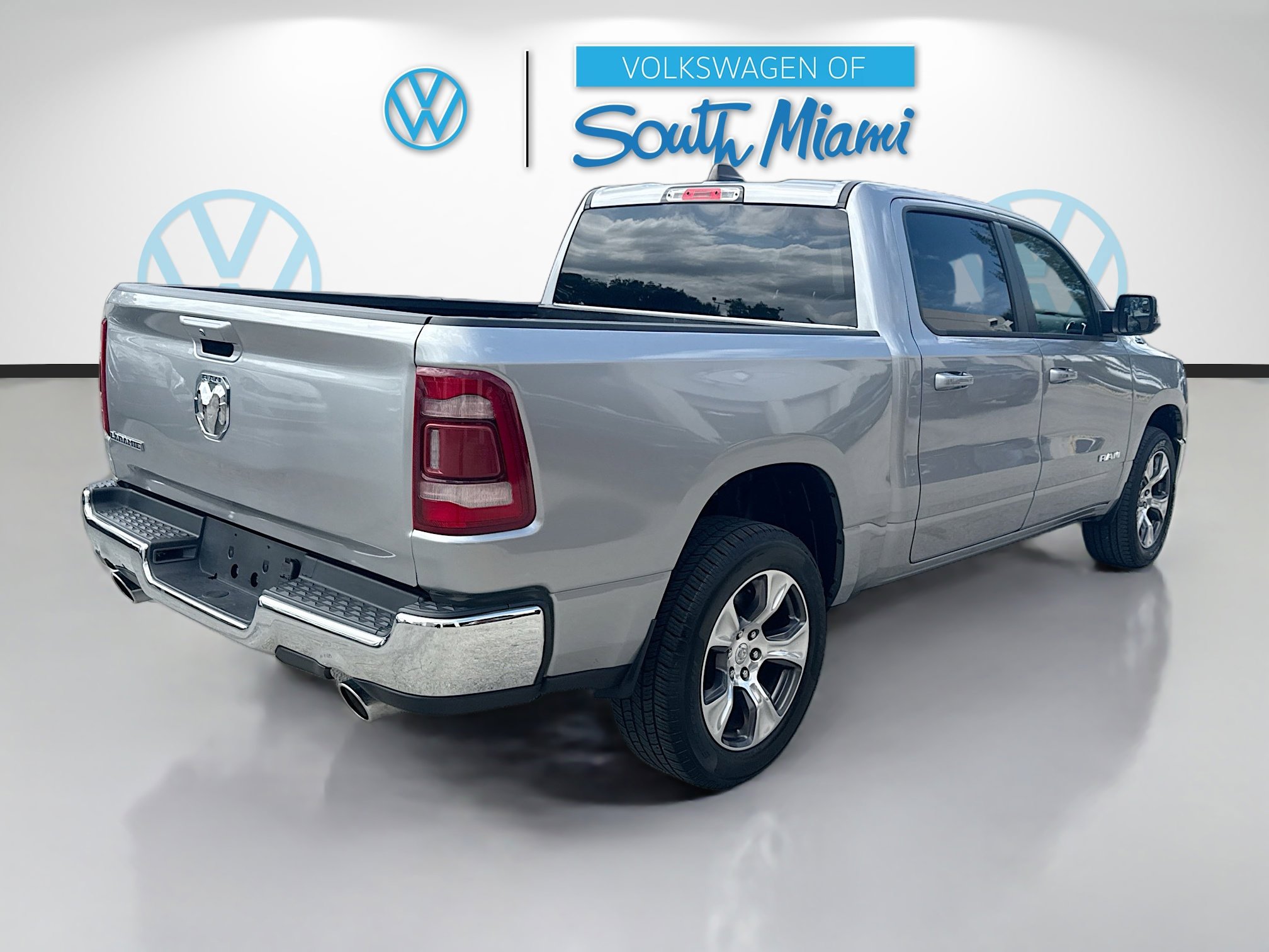 Used 2024 RAM 1500 Laramie RWD image 7