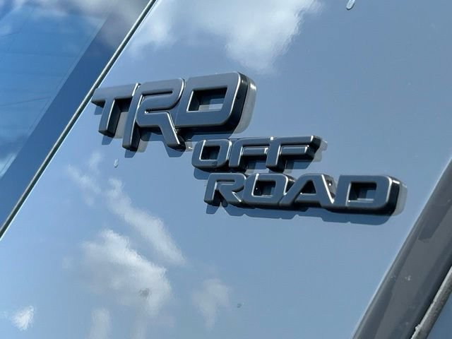Certified 2024 Toyota 4Runner TRD Off-Road Premium w/ TRD Black Wheel Package (TMS) AWD/4WD image 12