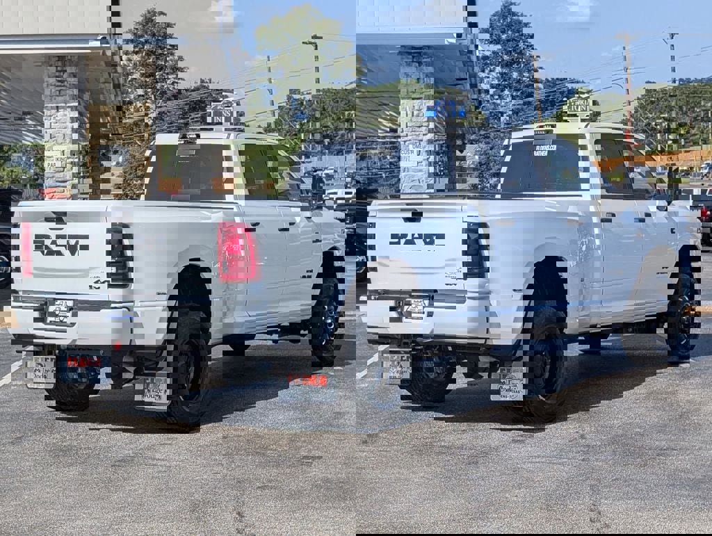 New 2025 RAM 3500 Lone Star image 4