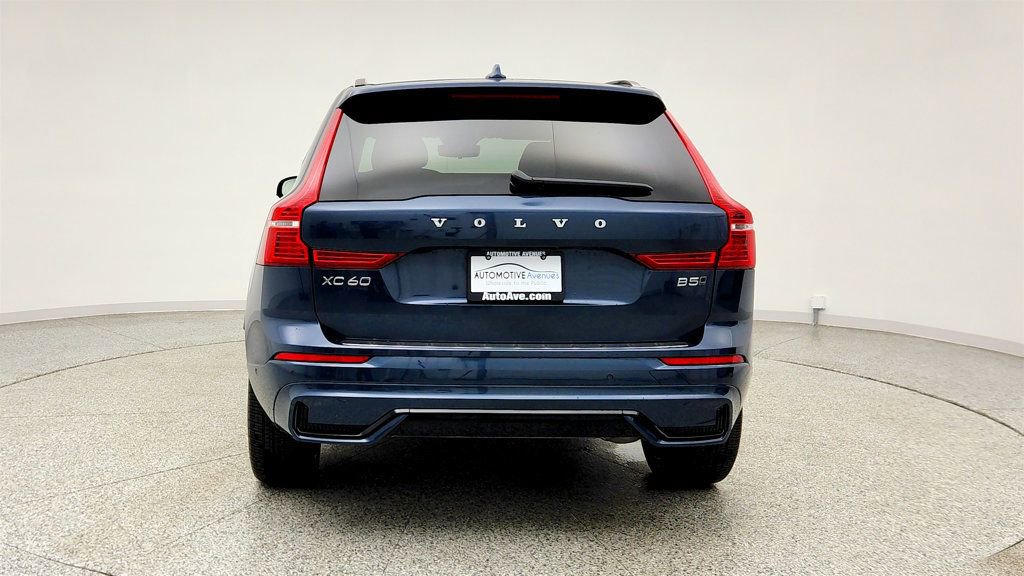 Used 2025 Volvo XC60 B5 Ultra w/ Protection Package Premier AWD/4WD image 6