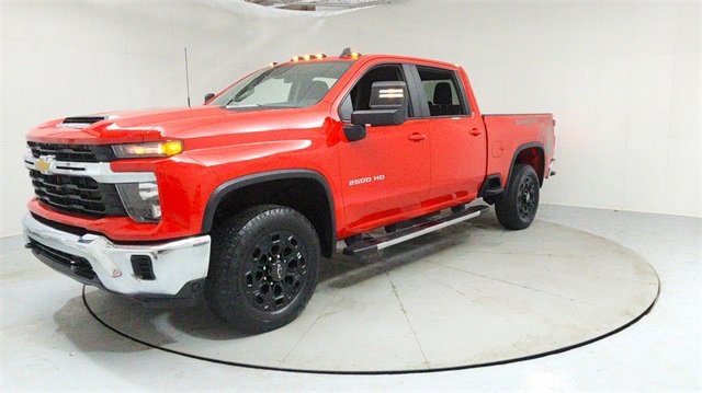 Used 2024 Chevrolet Silverado 2500 LT