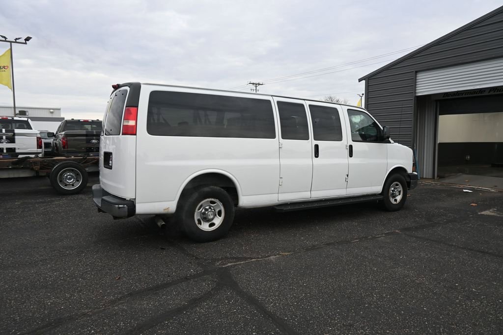 Used 2011 Chevrolet Express 3500 LT w/ LT Preferred Equipment Group RWD image 7