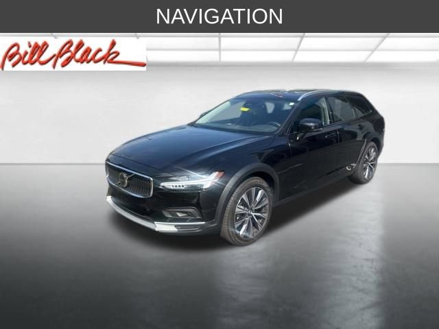 Used 2023 Volvo V90 B6 Cross Country Plus AWD/4WD image 2