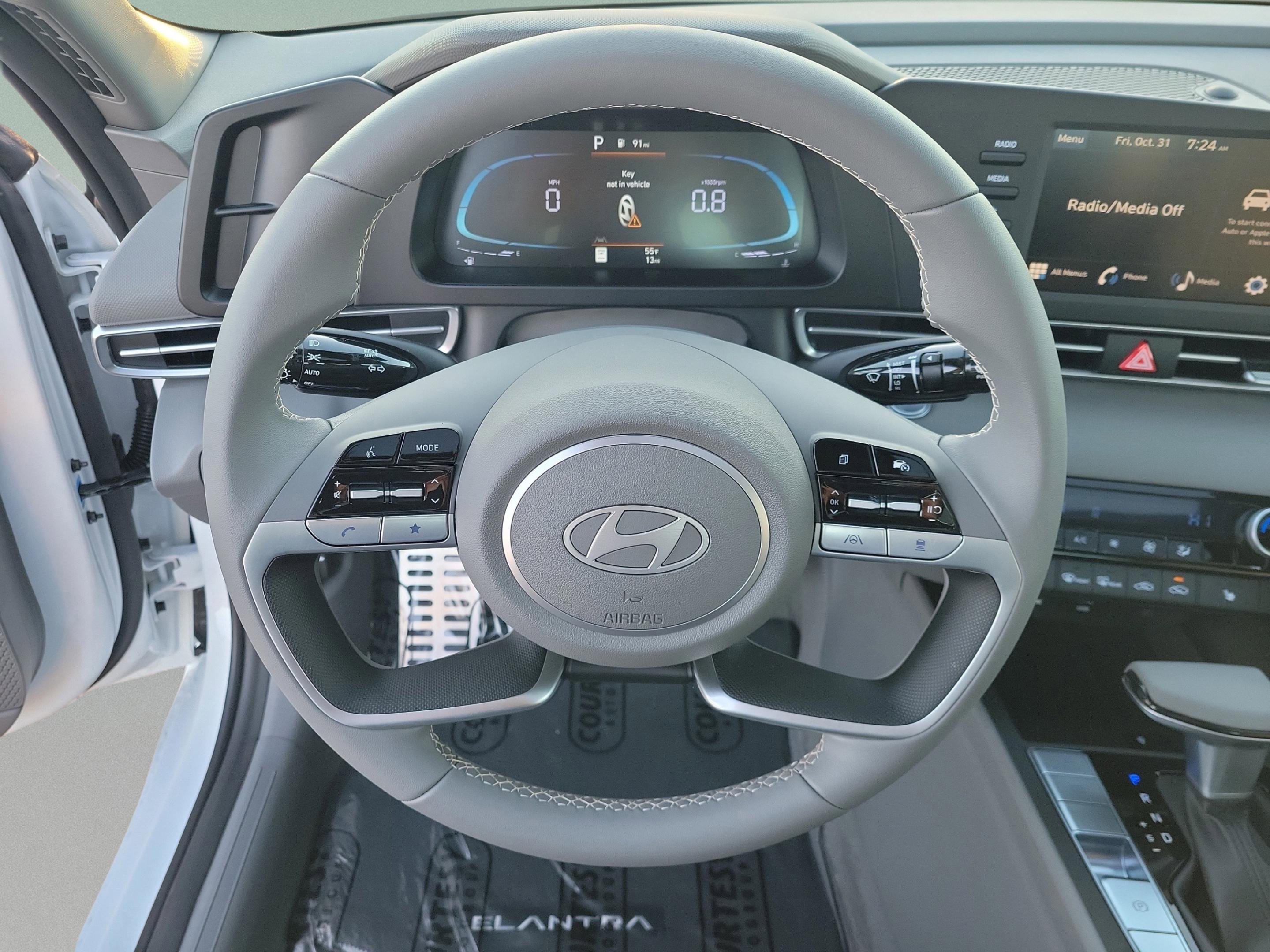 New 2026 Hyundai Elantra SEL Sport image 16