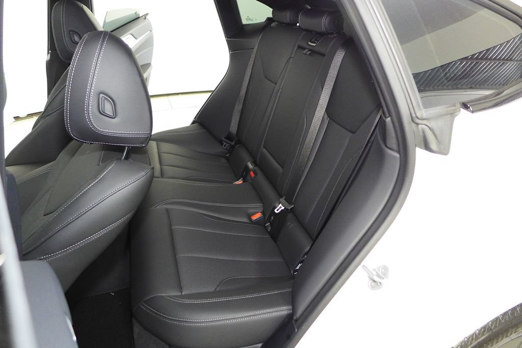 Certified 2023 BMW i4 eDrive40 RWD image 22