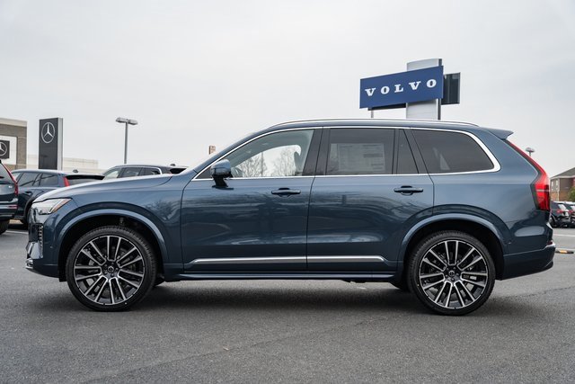 New 2026 Volvo XC90 B6 Plus w/ Protection Package Premier image 4
