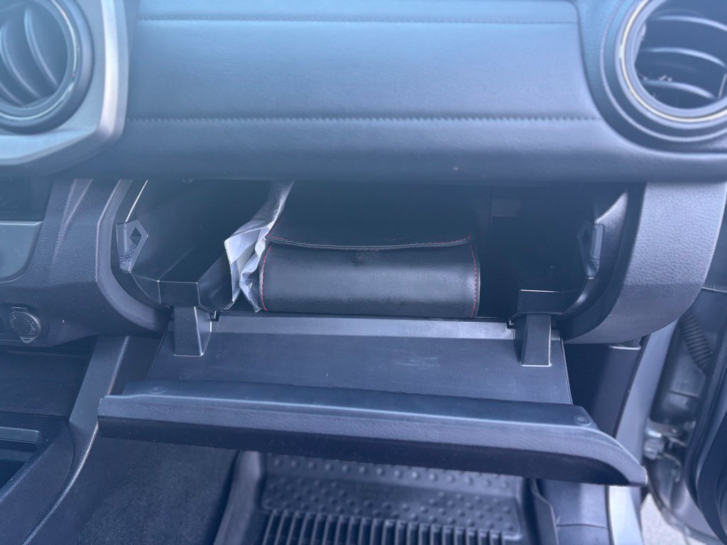 Used 2018 Toyota Tacoma Limited AWD/4WD image 25
