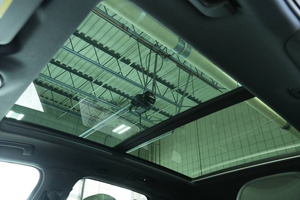 Certified 2025 Porsche Cayenne image 38