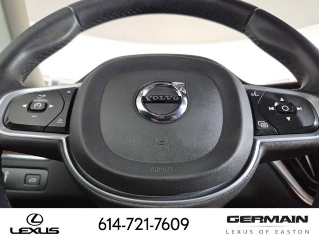 Used 2022 Volvo XC60 B5 Momentum AWD/4WD image 24