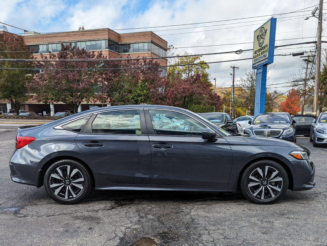 Used 2022 Honda Civic EX image 6