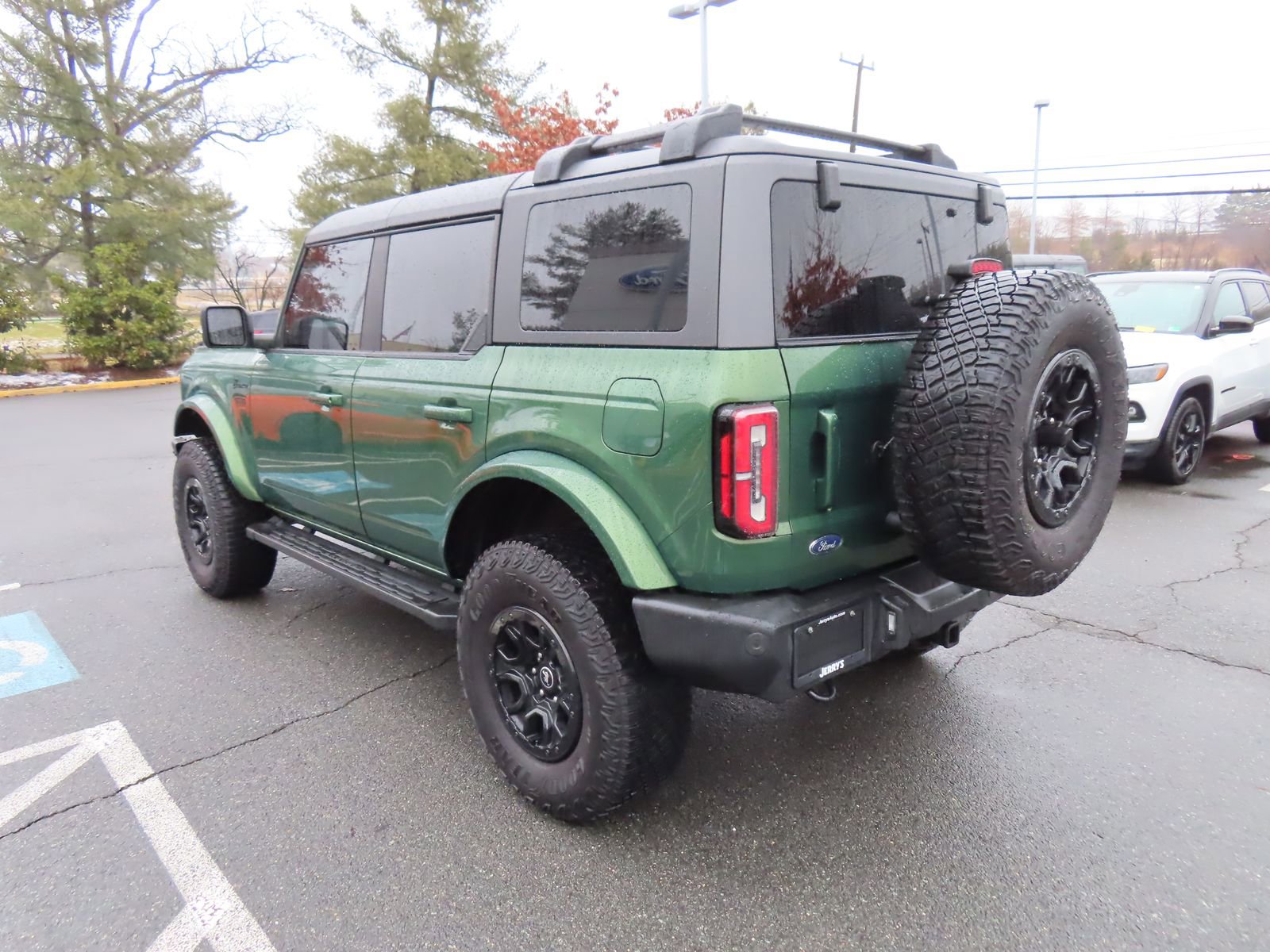 Used 2022 Ford Bronco Outer Banks image 7