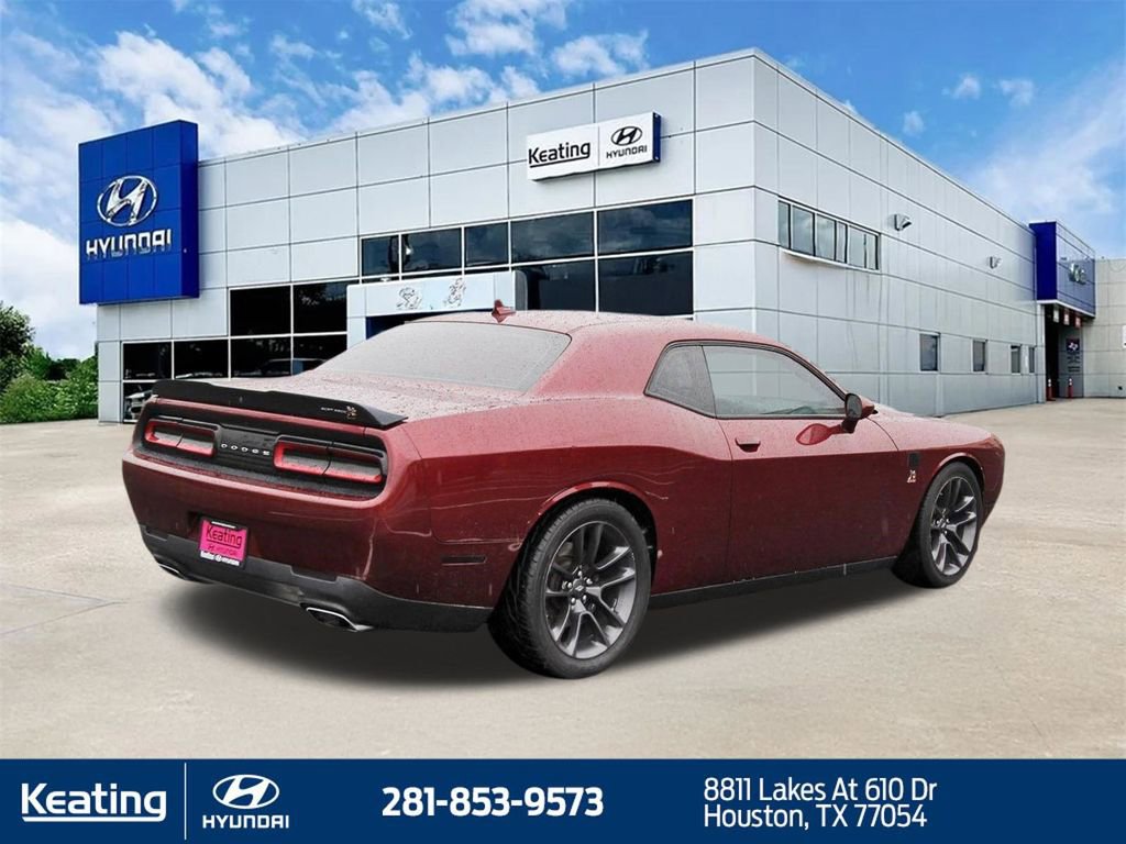 Used 2022 Dodge Challenger R/T Scat Pack w/ Driver Convenience Group RWD image 5