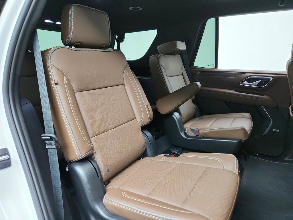 Used 2023 Chevrolet Tahoe High Country image 24