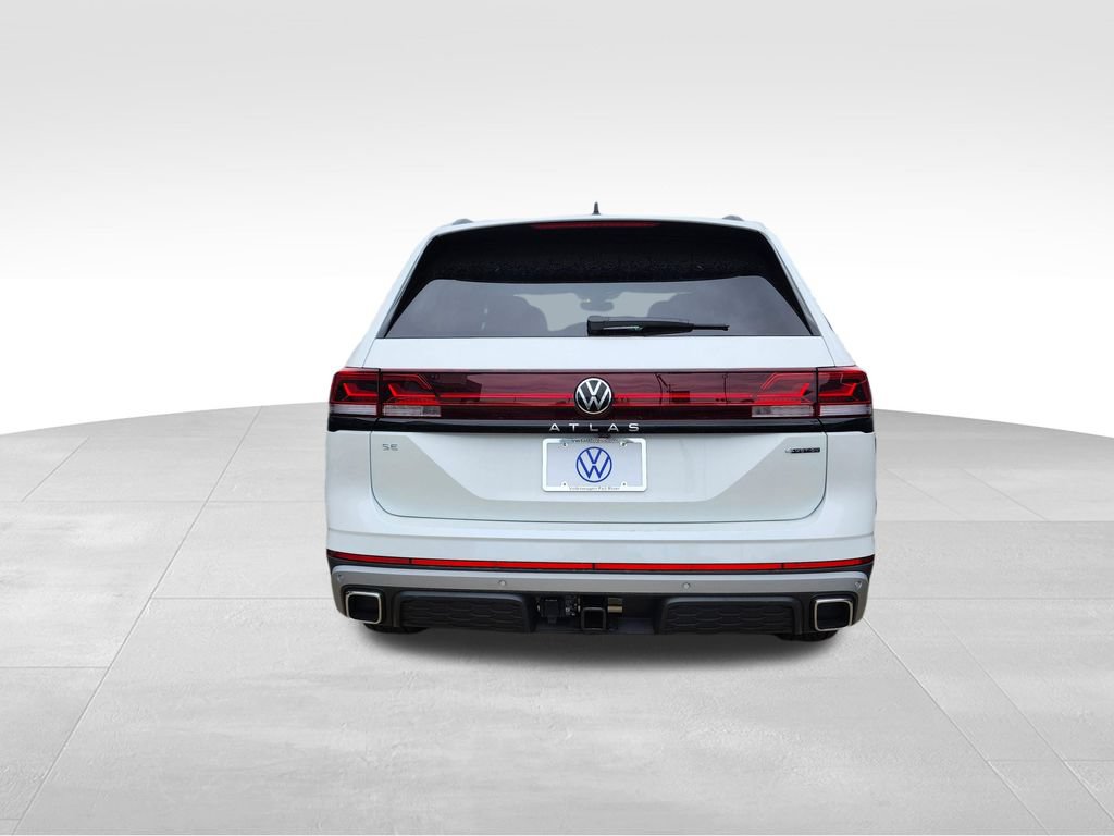 New 2026 Volkswagen Atlas Peak Edition AWD/4WD image 5