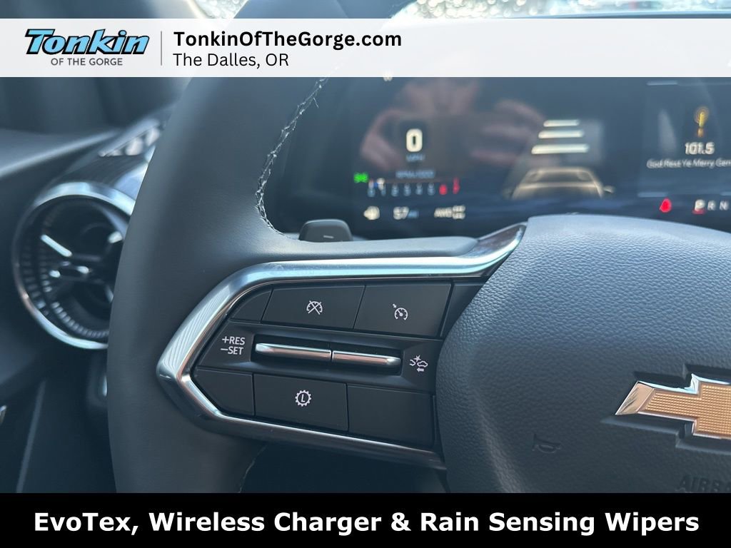 New 2026 Chevrolet Equinox LT w/ Convenience Package II AWD/4WD image 18
