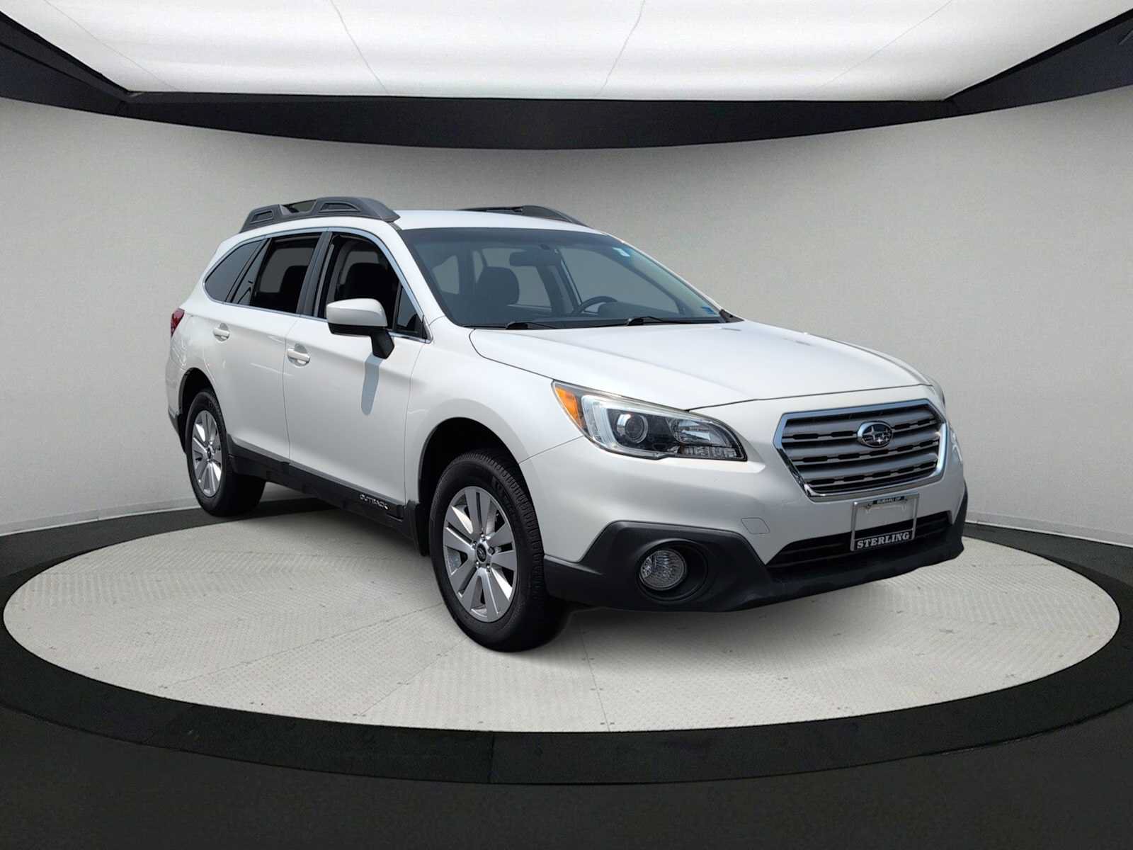 Used 2016 Subaru Outback 2.5i Premium AWD/4WD image 2