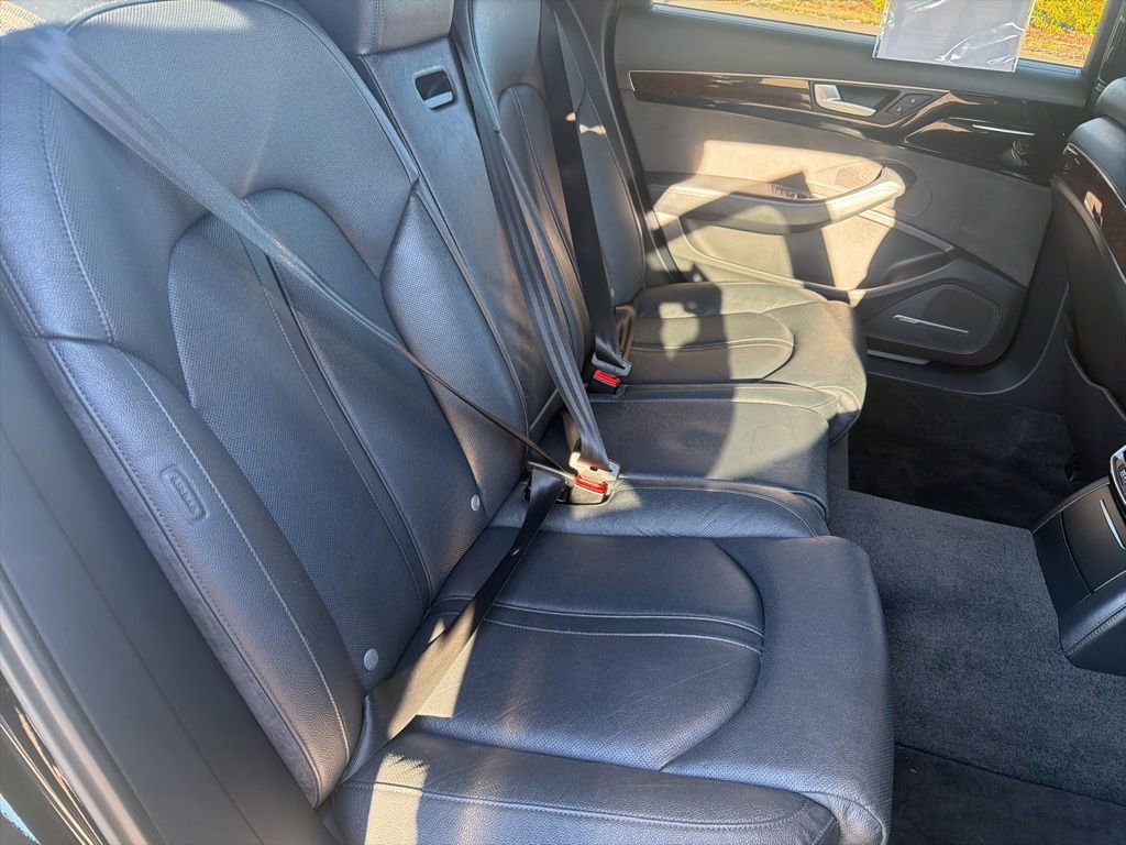 Used 2017 Audi A8 L 3.0T w/ Executive Package image 23