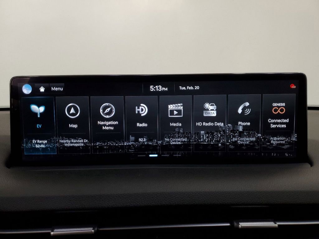 Used 2024 Genesis Electrified GV70 Advanced image 13