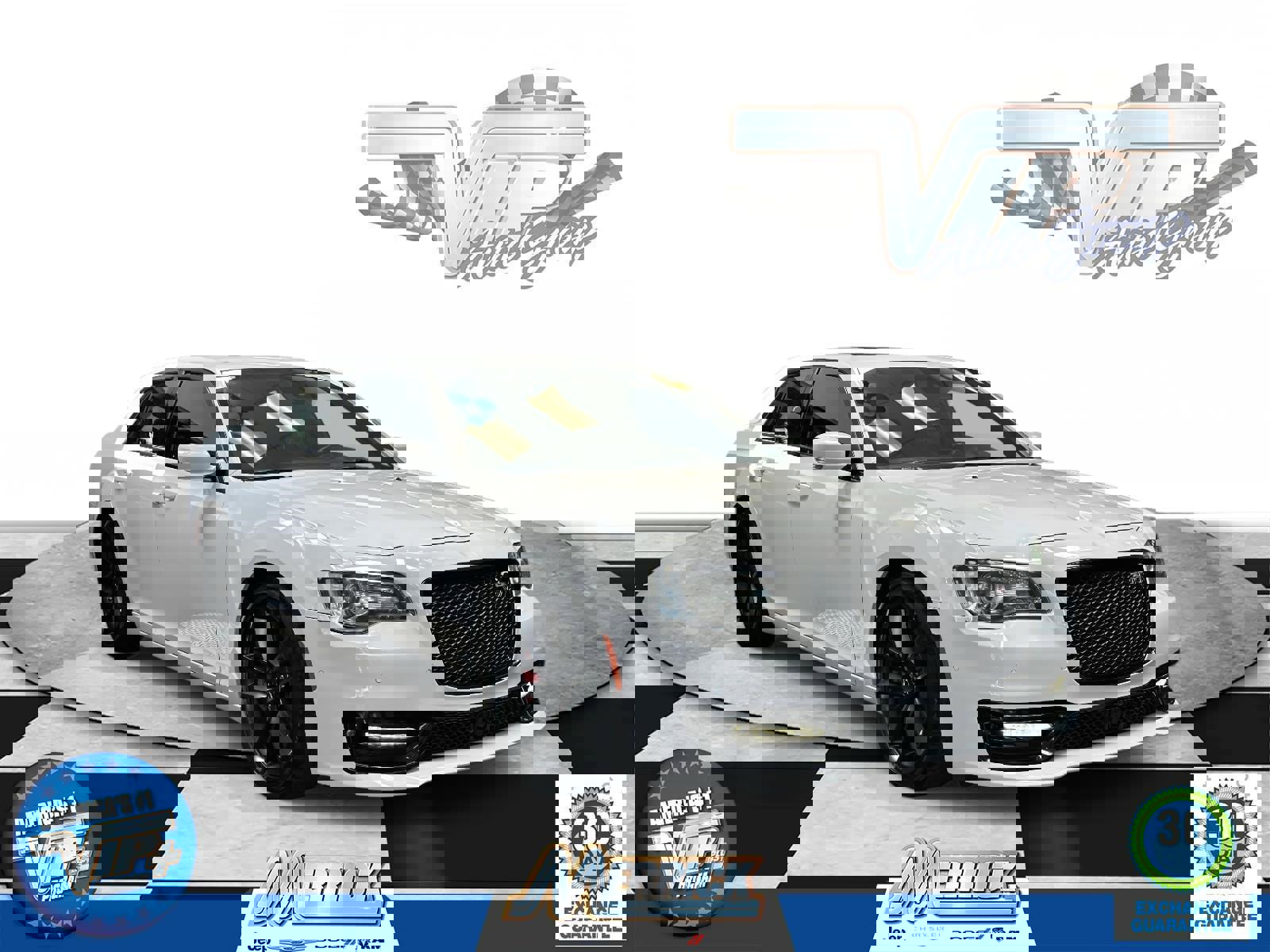 Certified 2023 Chrysler 300 C image 1