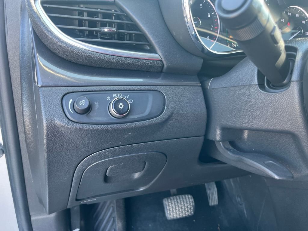 Used 2018 Buick Encore Preferred image 20