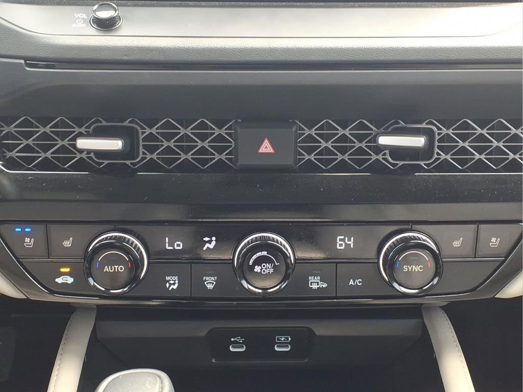 Used 2024 Honda Accord Touring image 18