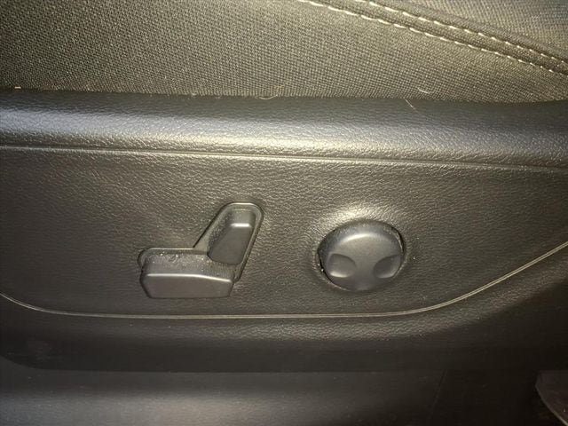 New 2025 RAM 1500 Big Horn AWD/4WD image 13