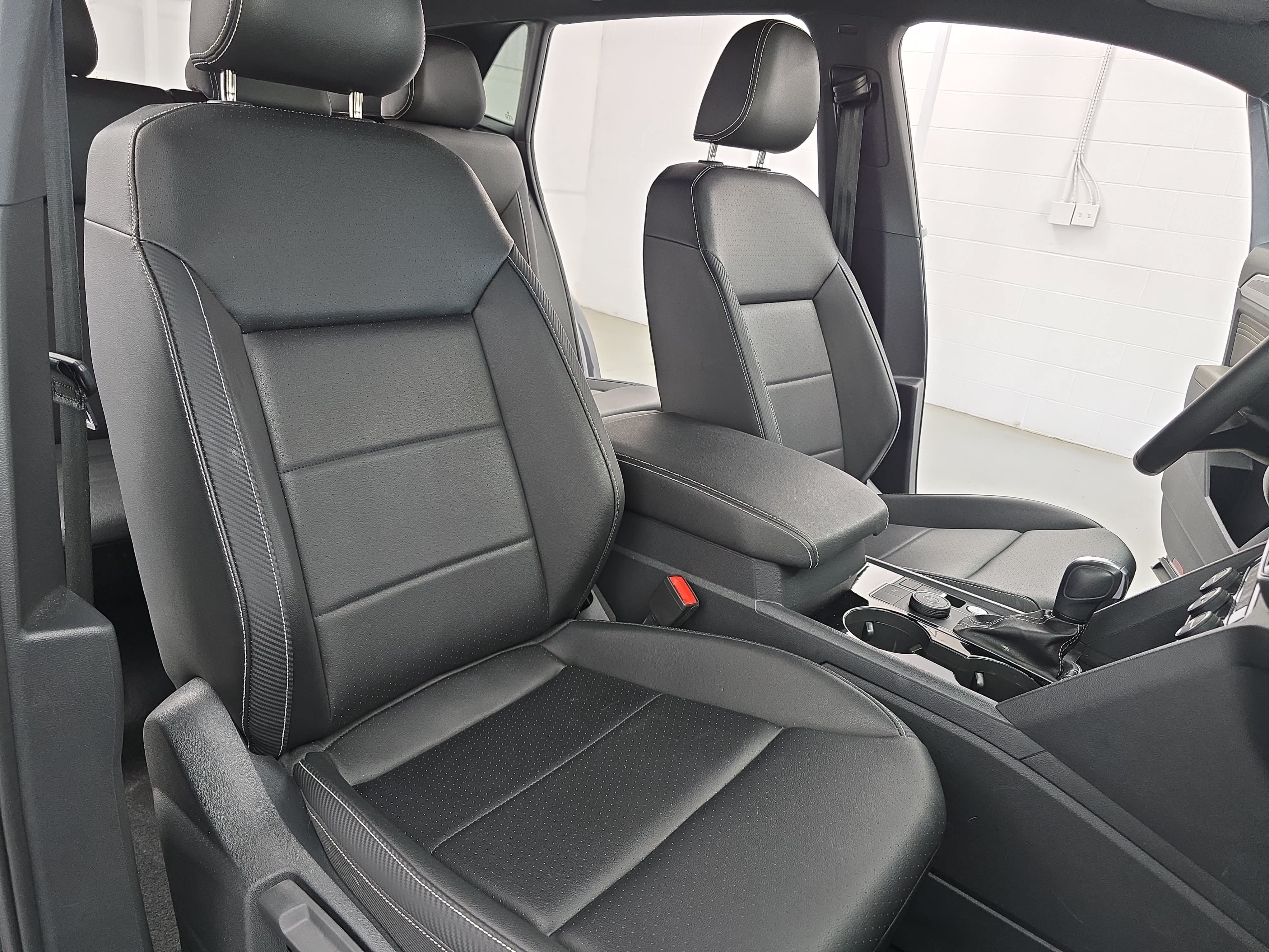 Certified 2023 Volkswagen Atlas Cross Sport SE AWD/4WD image 10