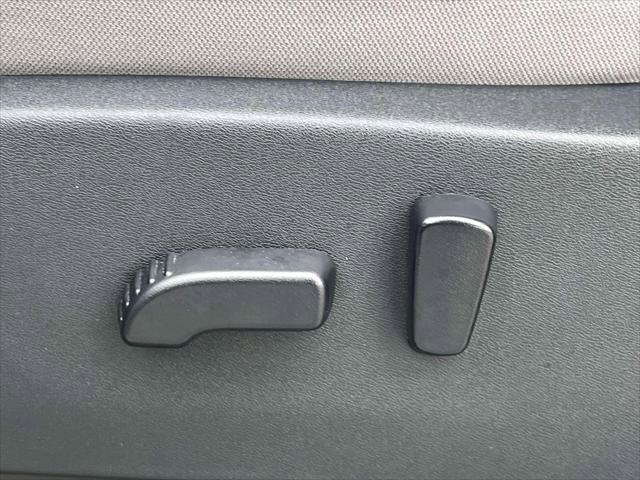 Used 2022 Nissan Frontier SV w/ Technology Package image 19