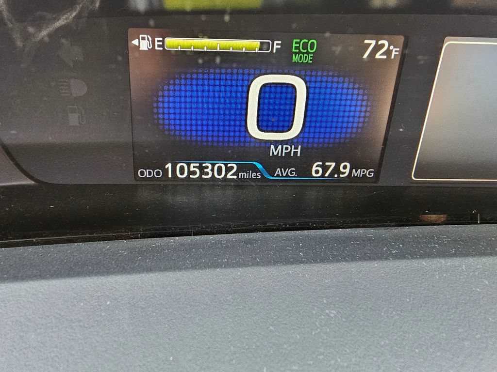Used 2022 Toyota Prius Prime XLE FWD image 27