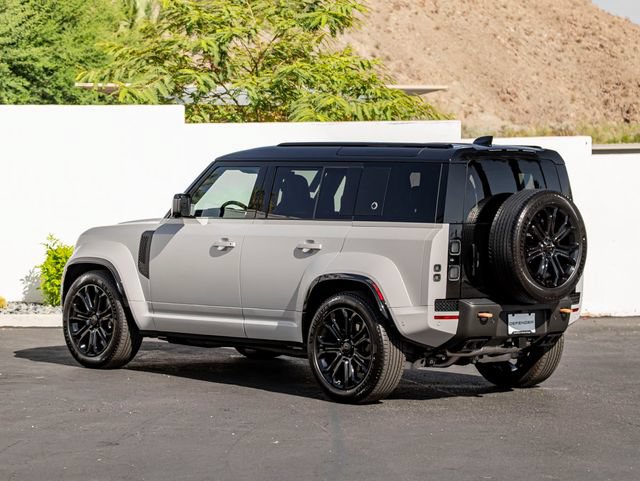 New 2026 Land Rover Defender 110 OCTA AWD/4WD image 9