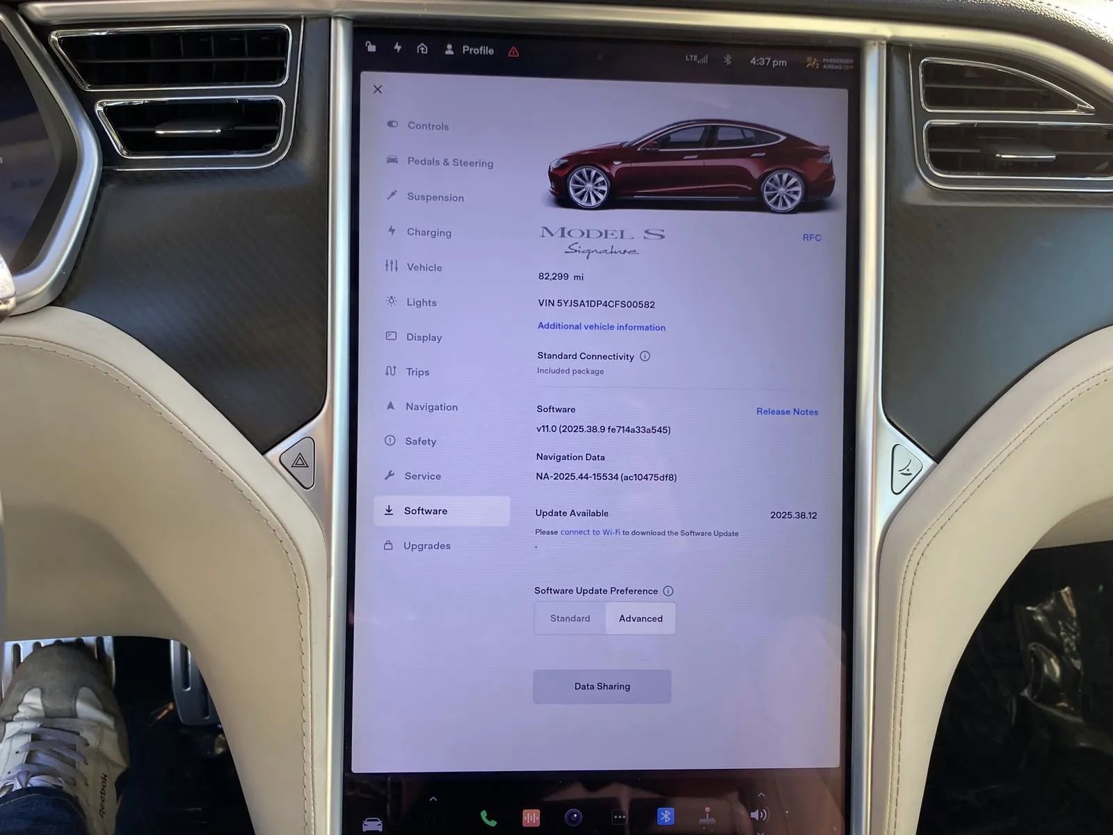 Used 2012 Tesla Model S Performance image 14