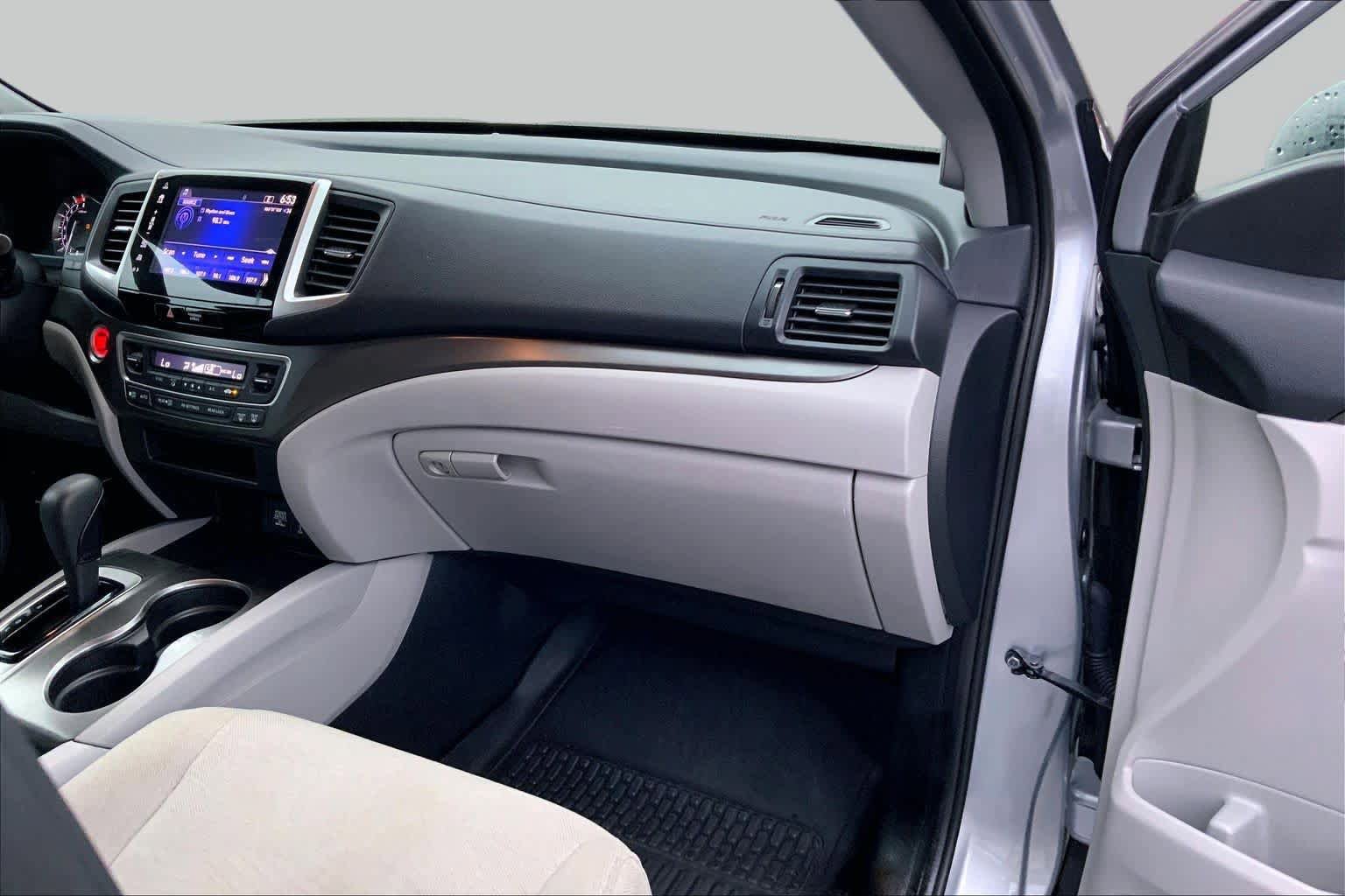 Used 2017 Honda Pilot EX image 18