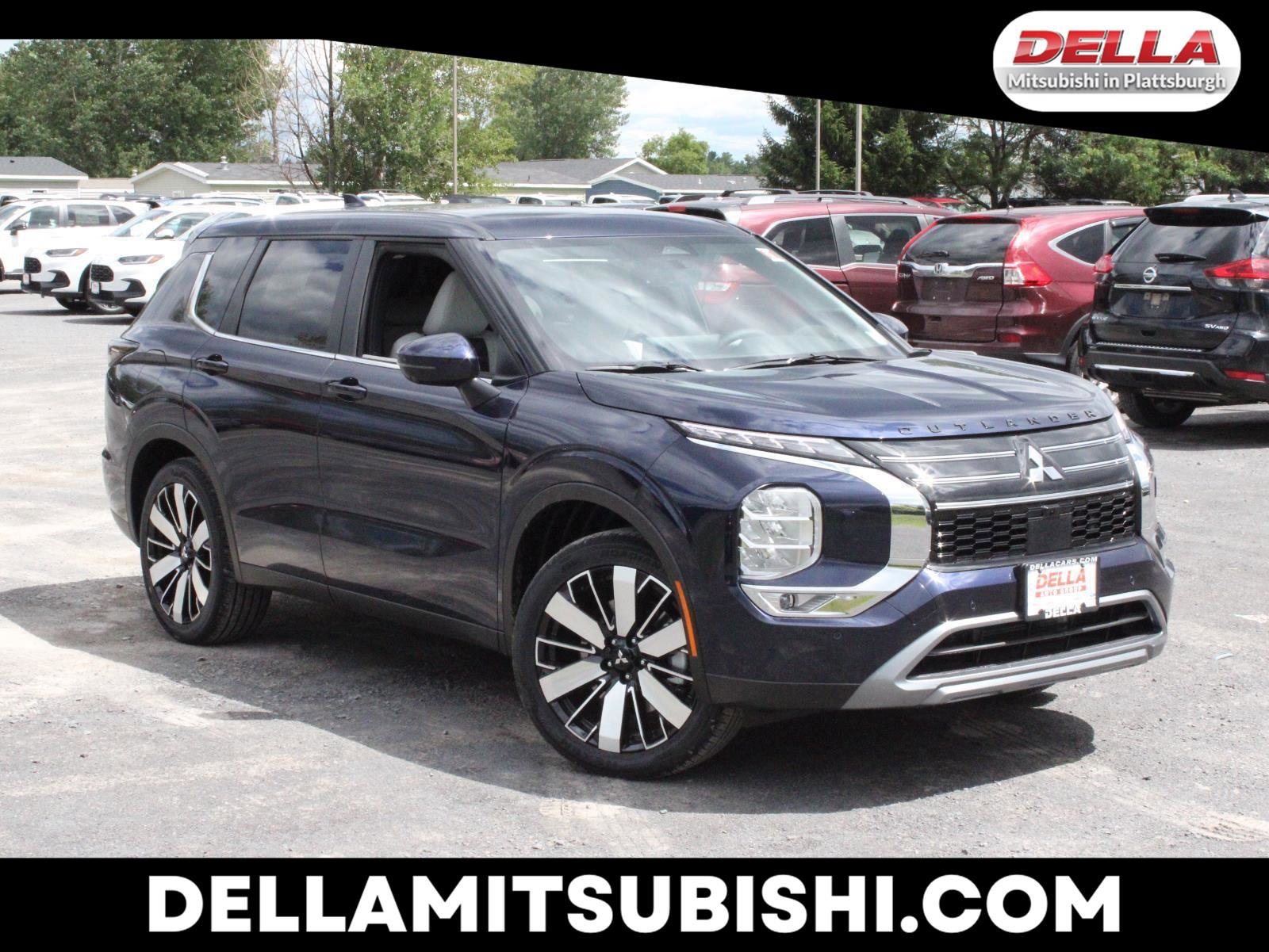 New 2025 Mitsubishi Outlander SE image 1