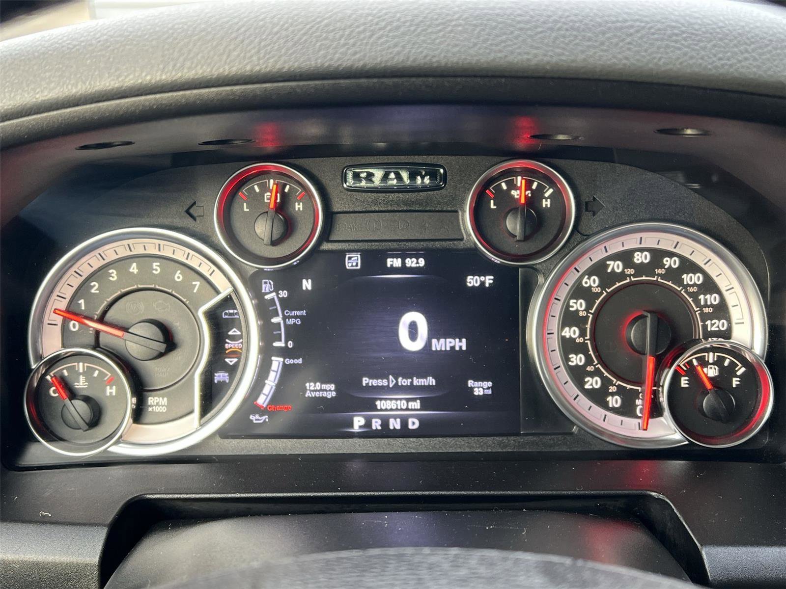 Used 2017 RAM 1500 Classic SLT w/ Luxury Group image 14