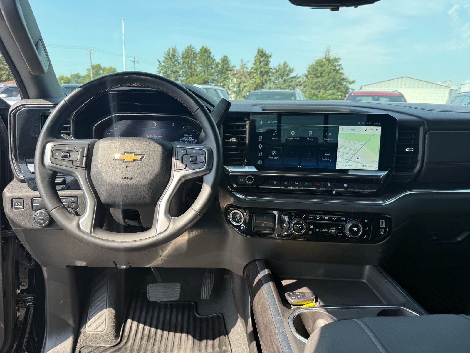 Used 2025 Chevrolet Silverado 2500 LTZ w/ LTZ Premium Package AWD/4WD image 16