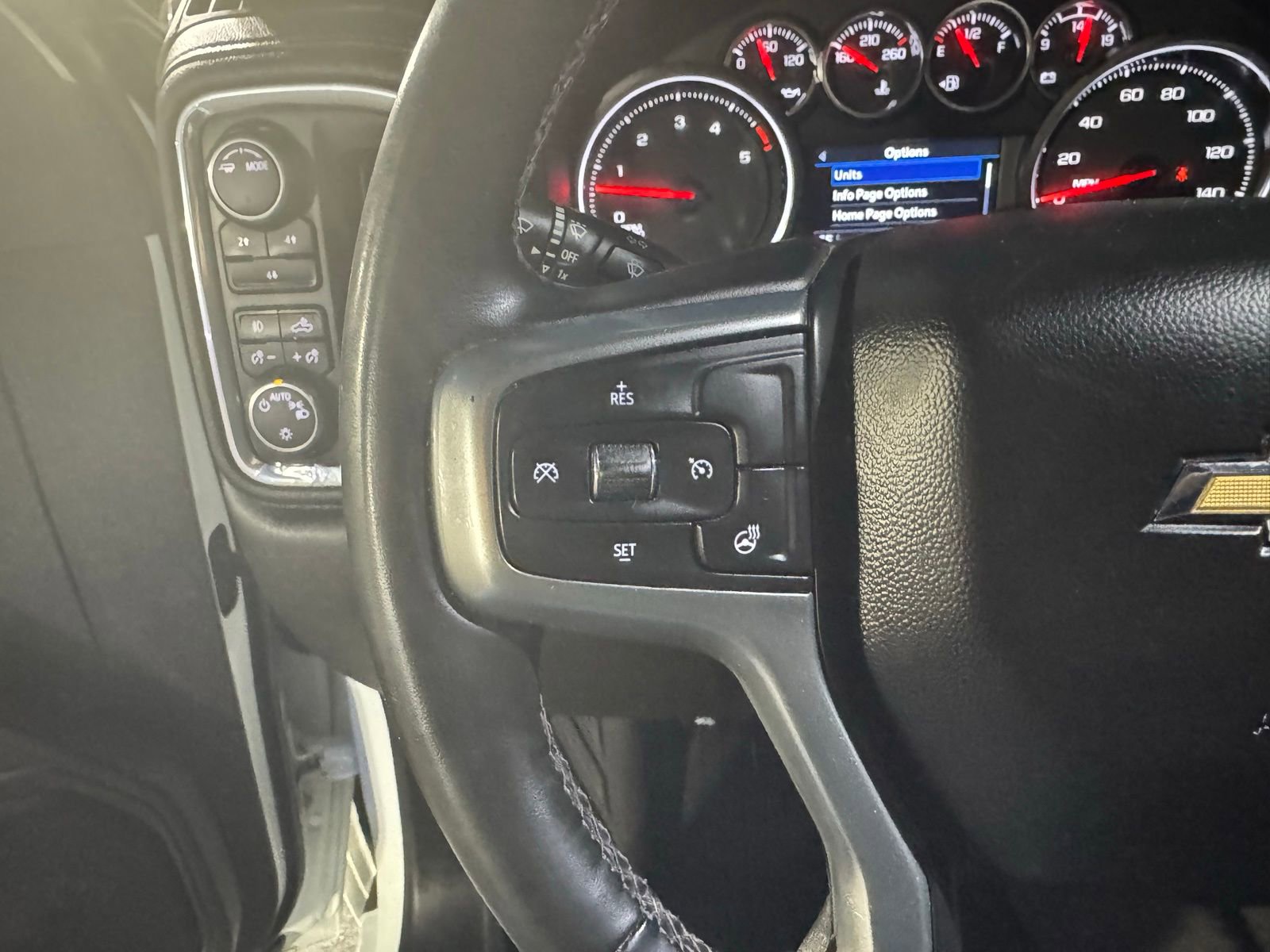 Used 2023 Chevrolet Silverado 2500 LT w/ Convenience Package image 18