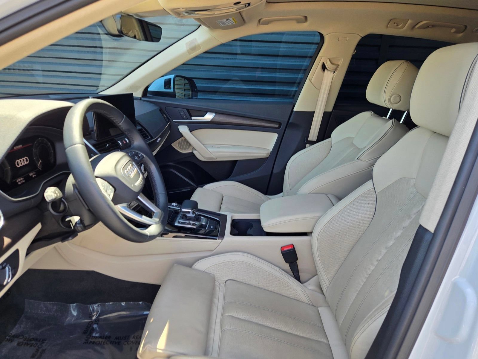 Used 2023 Audi Q5 e Premium Plus w/ Premium Plus Package AWD/4WD image 27
