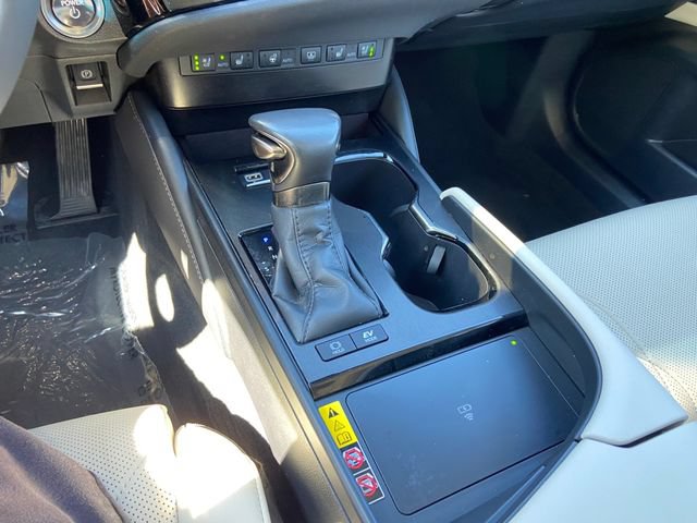 Used 2023 Lexus ES 300h w/ Luxury Package FWD image 20