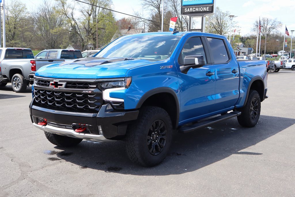 Used 2022 Chevrolet Silverado 1500 ZR2 w/ Technology Package image 32