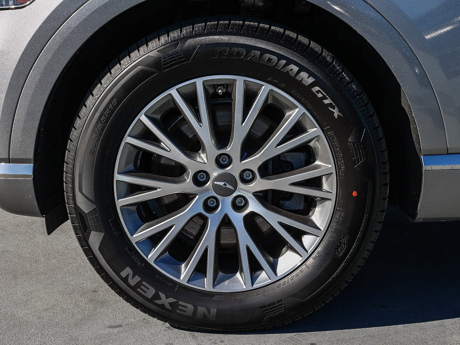 Used 2024 Genesis GV80 2.5T image 9