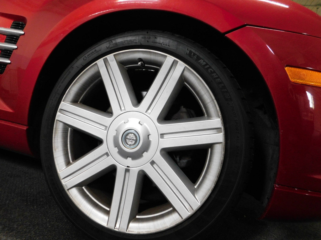 Used 2005 Chrysler Crossfire Limited image 26