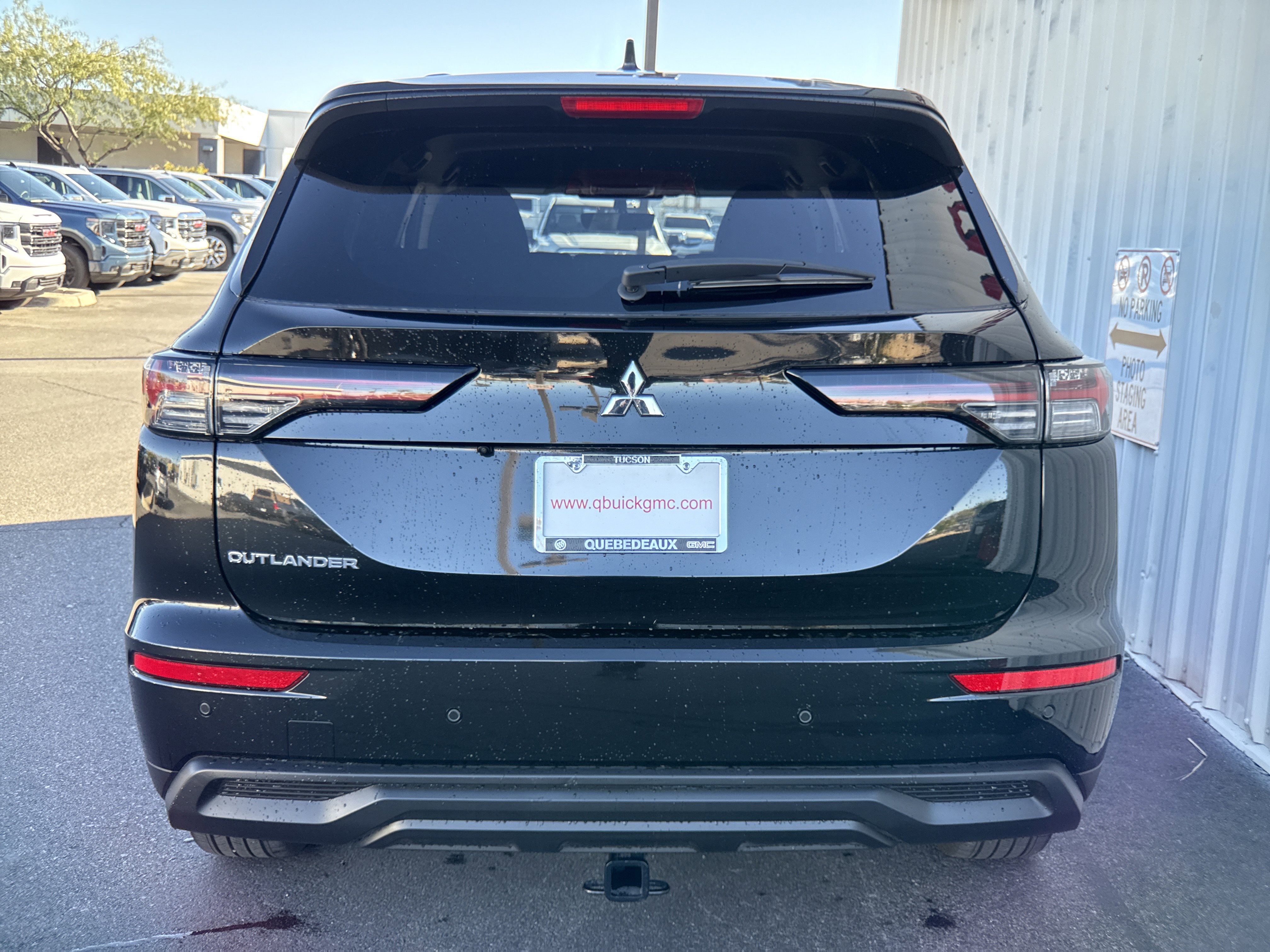 Used 2025 Mitsubishi Outlander ES image 8