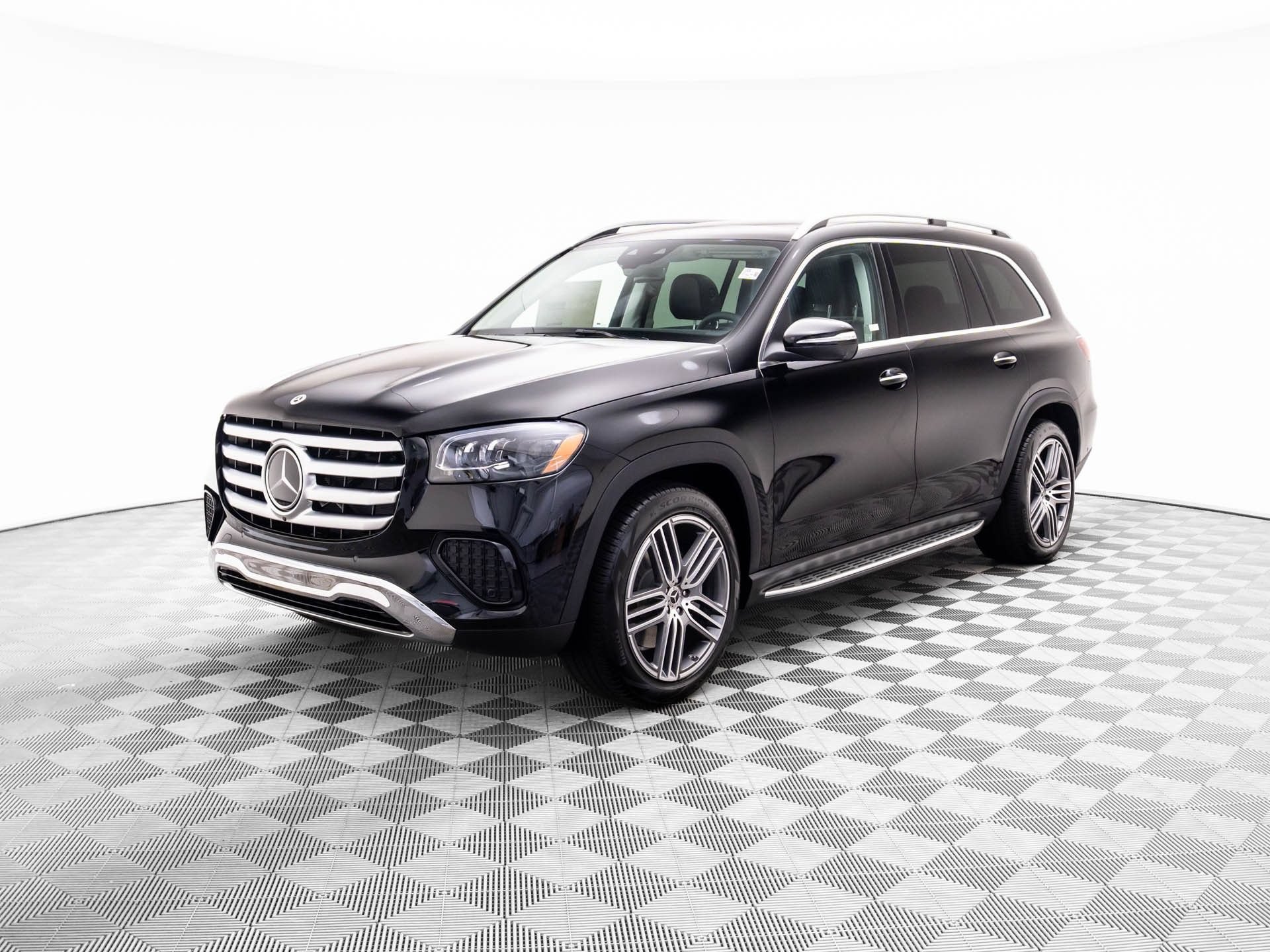 New 2026 Mercedes-Benz GLS 450 4MATIC image 1