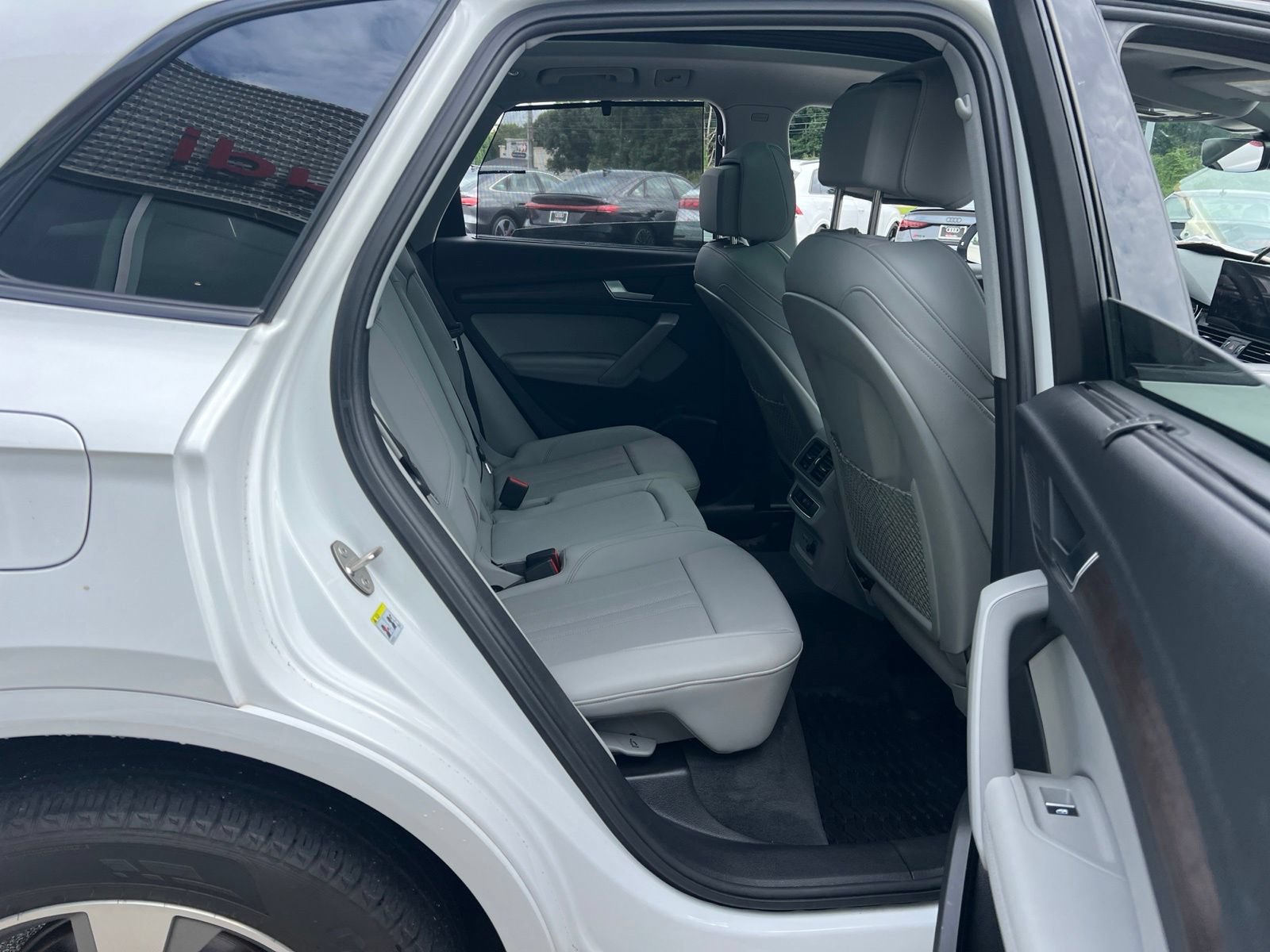 Used 2024 Audi Q5 2.0T Premium Plus AWD/4WD image 35