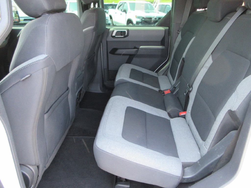 Used 2022 Ford Bronco 4-Door AWD/4WD image 14